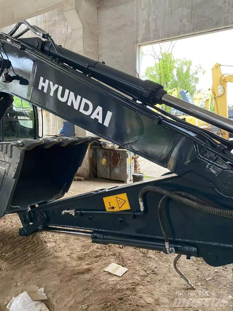 Hyundai 225LC-9 Excavatoare pe șenile
