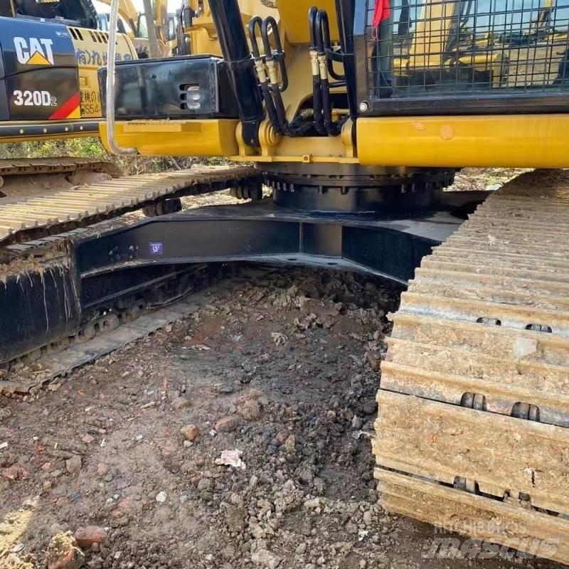 CAT 320 D Excavatoare pe șenile
