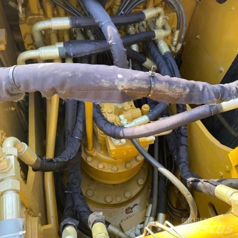 CAT 320 D Excavatoare pe șenile
