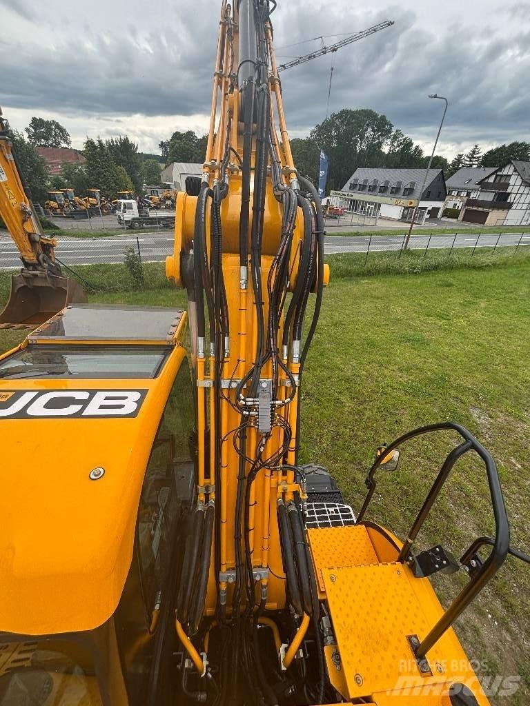 JCB JS 145 W Excavatoare cu roti