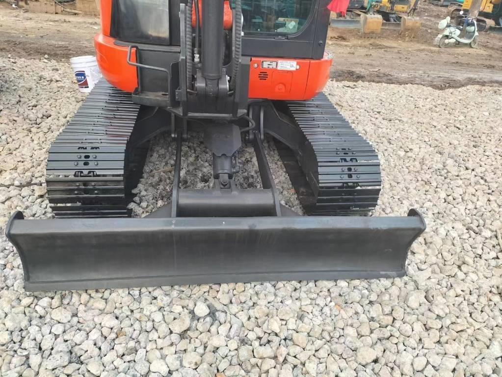 Kubota KX165-5 Excavatoare pe șenile

