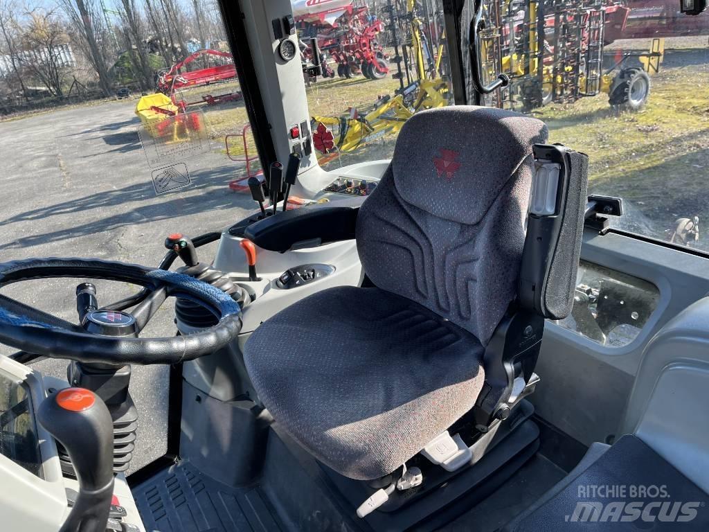 Massey Ferguson 5465 Tractoare