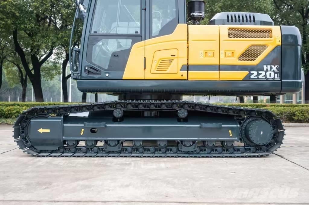 Hyundai HX 220 L Excavatoare pe șenile
