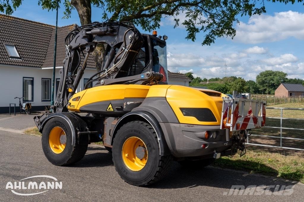 Mecalac 12 MTX Excavatoare cu roti