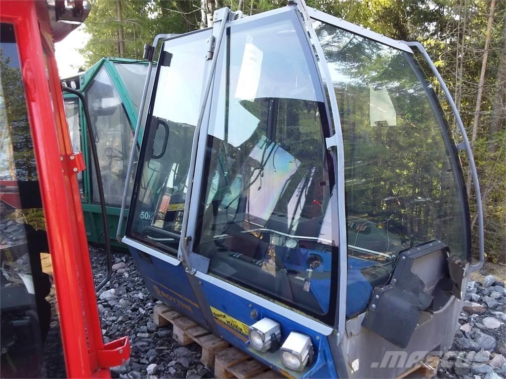 Rottne F18 Cabine si interior