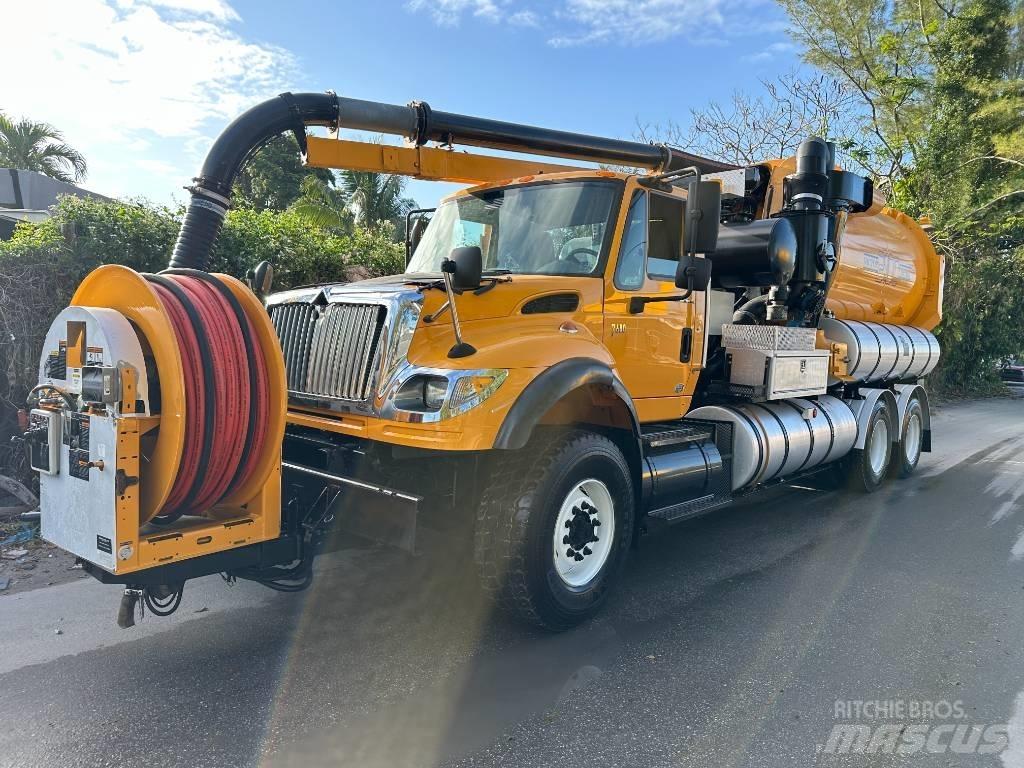 International 7600 Camion vidanje