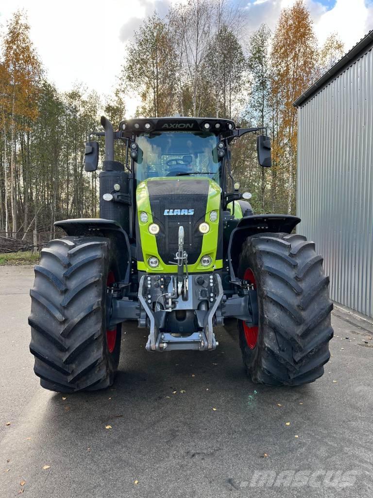 CLAAS Axion 920 Tractoare
