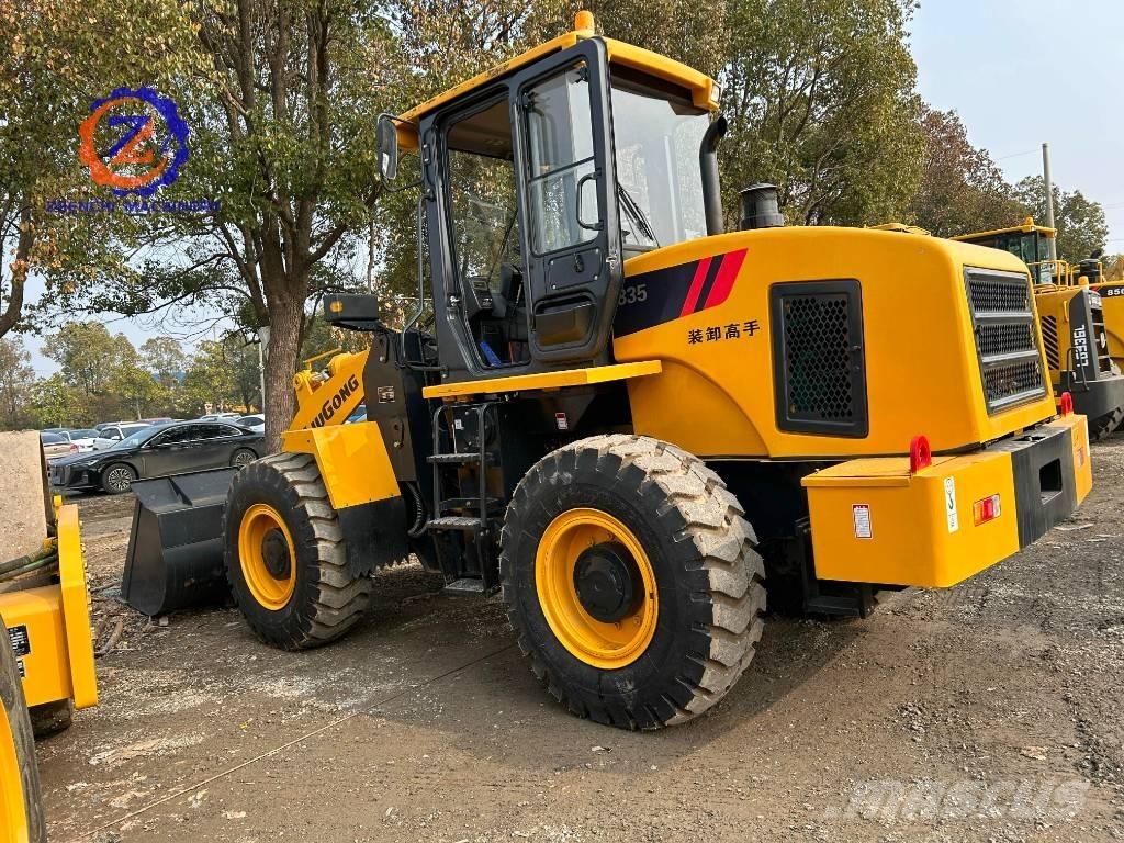 LiuGong 835 H Incarcator pe pneuri