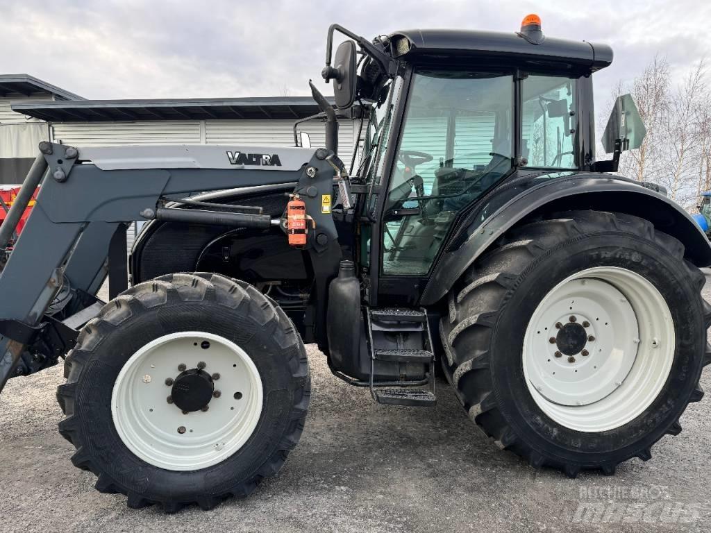 Valtra C 130 Tractoare