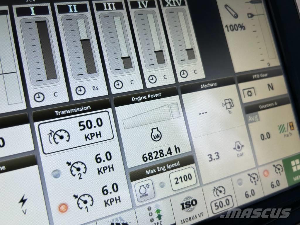 John Deere 6215R Tractoare