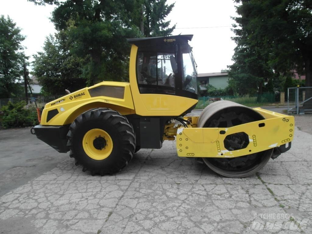 Bomag BW 213 DH-5 Compactoare monocilindrice