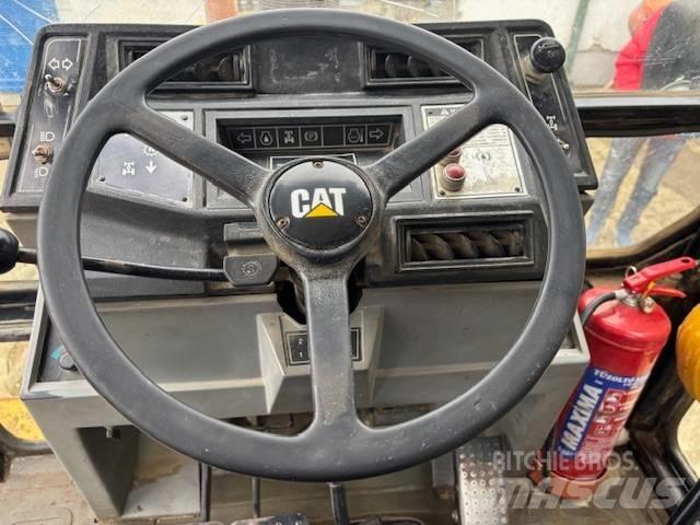 CAT 428 B Buldoexcavatoare