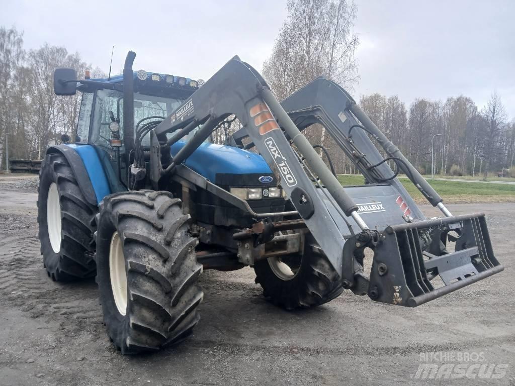 New Holland 8360 RC Tractoare