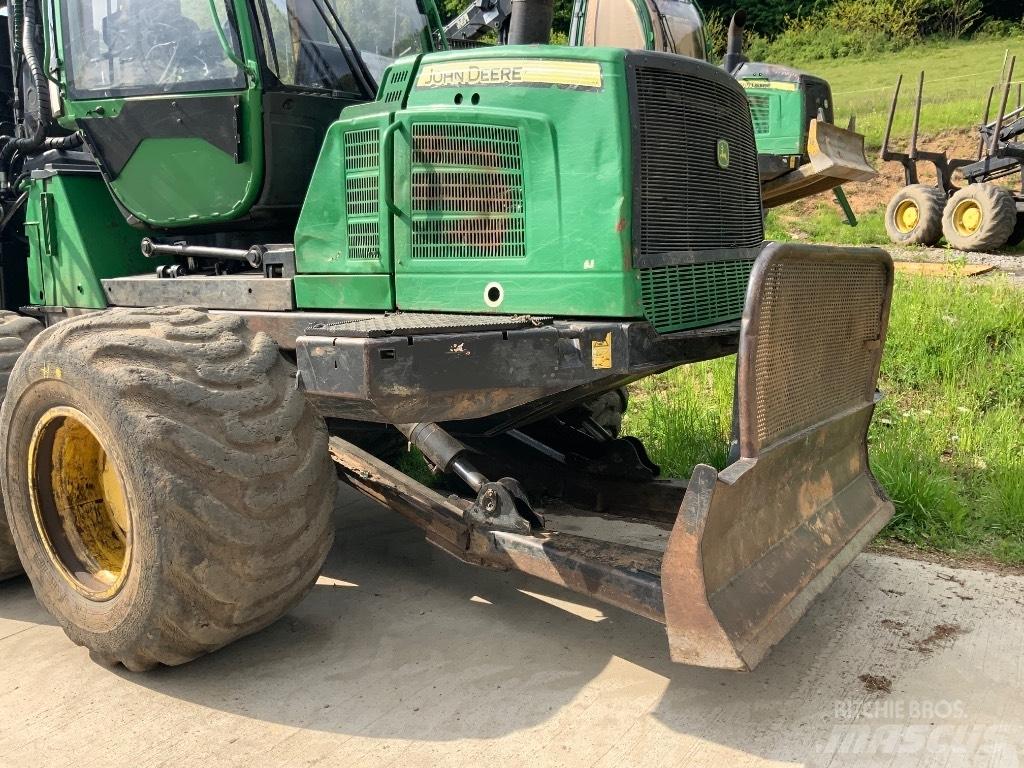 John Deere 1510 E Transportoare