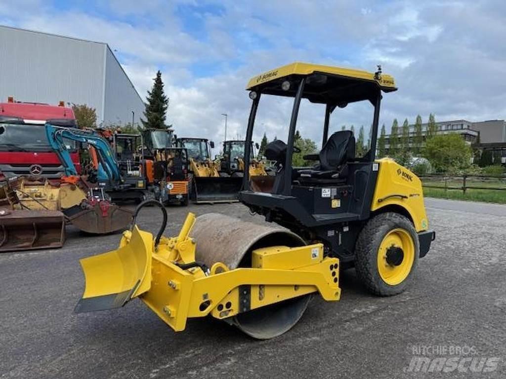 Bomag 124 DH-5 Compactoare monocilindrice
