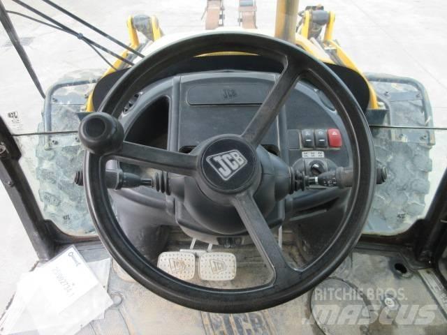 JCB 4 CX Buldoexcavatoare