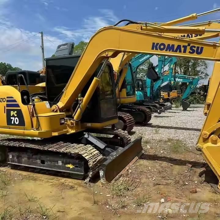 Komatsu PC 70 Excavatoare pe șenile
