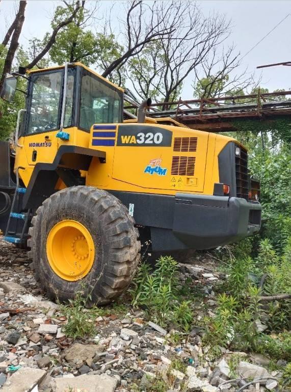 Komatsu WA 320-5 Incarcator pe pneuri