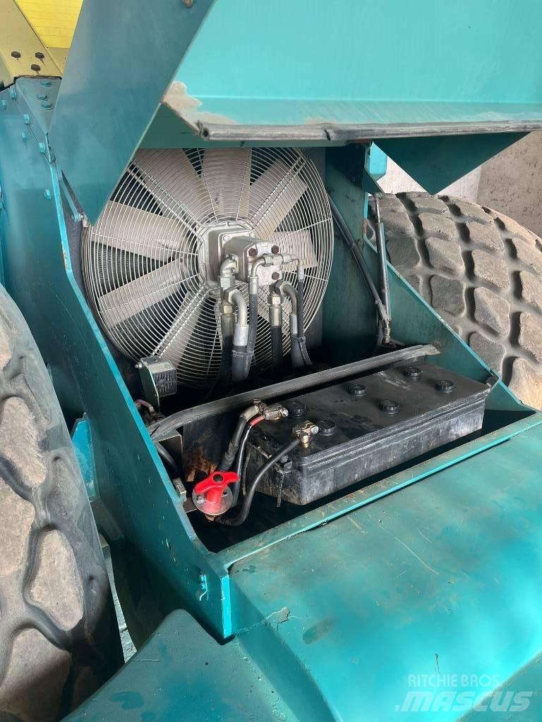 Ammann AC 190 Cilindri compactori micsti