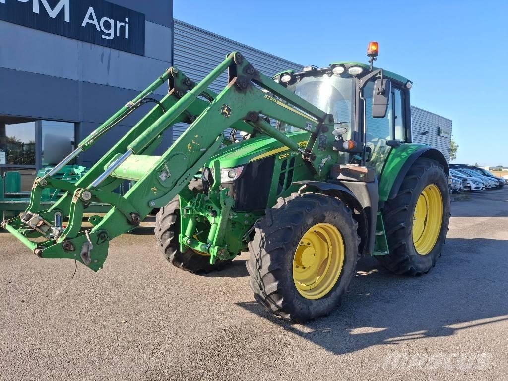 John Deere 6120 M Tractoare