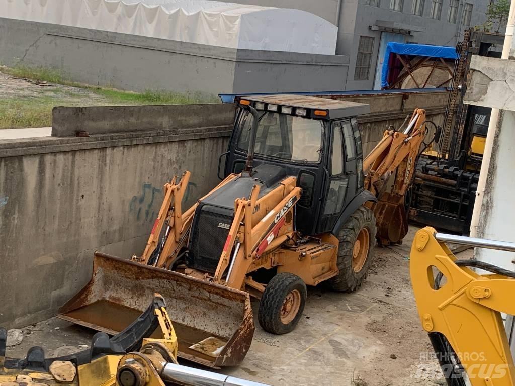 CASE 580 M Buldoexcavatoare