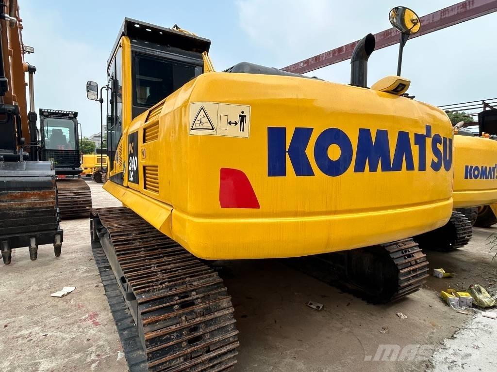Komatsu PC 240 LC Excavatoare pe șenile
