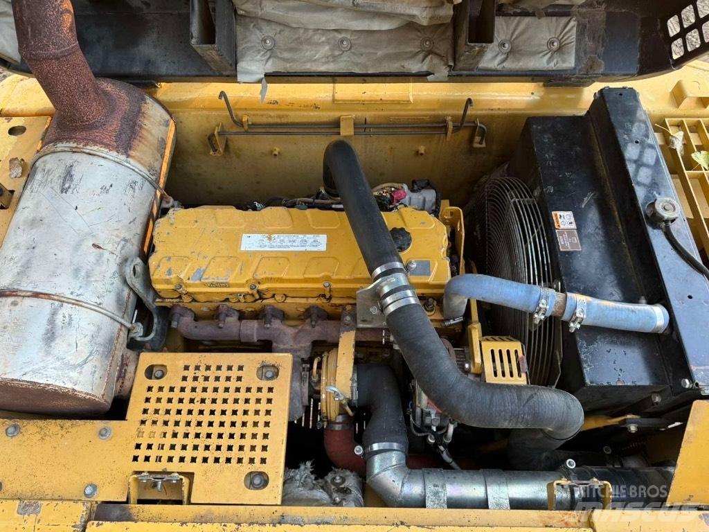 CAT 330CL Excavatoare pe șenile

