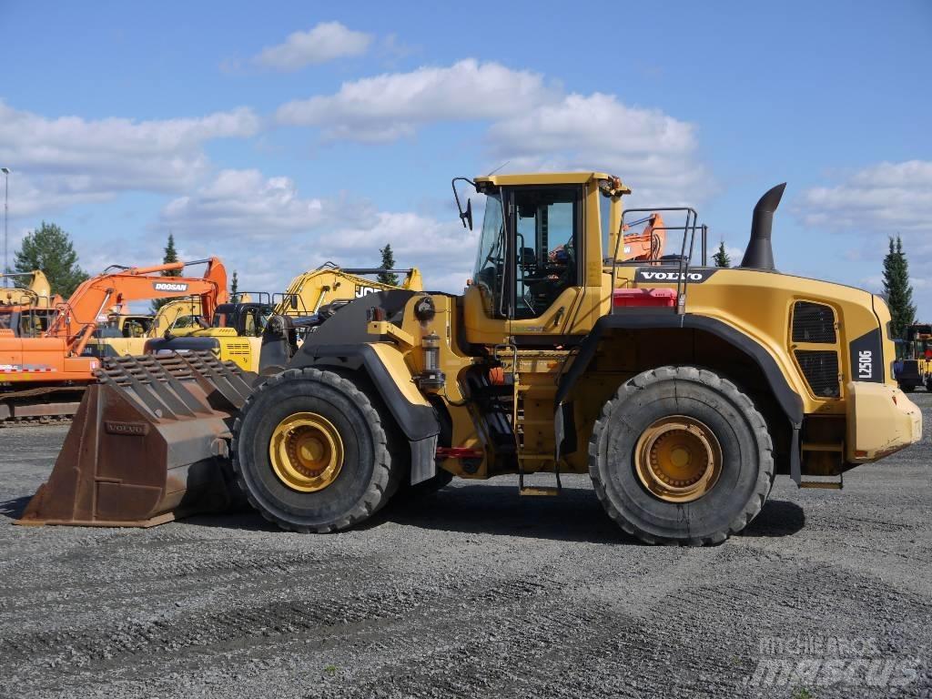 Volvo L 250 G Incarcator pe pneuri