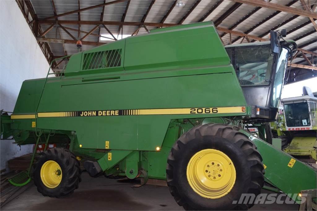 John Deere 2066 Combine de secerat