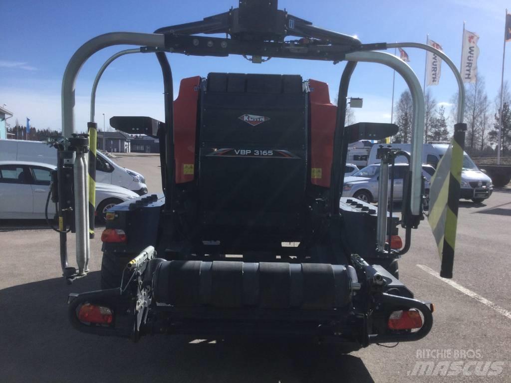 Kuhn 3165 Masina de balotat cilindric