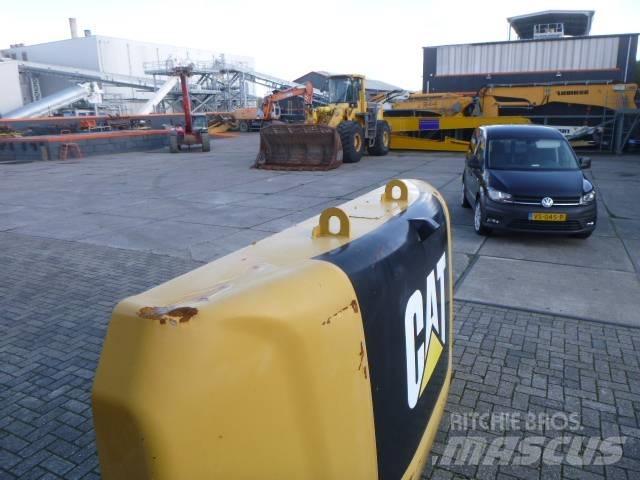 CAT 336 F L Sasiuri si suspensii