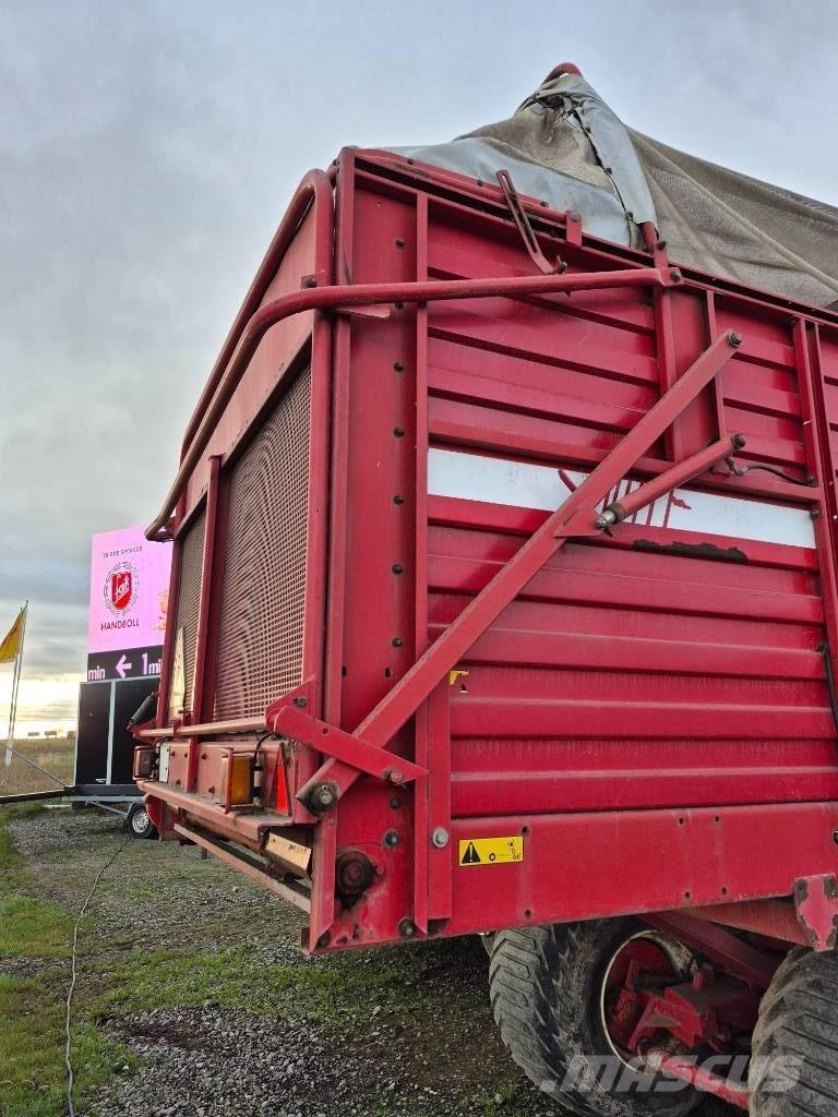 JF 3500 Remorci cu autoîncarcare