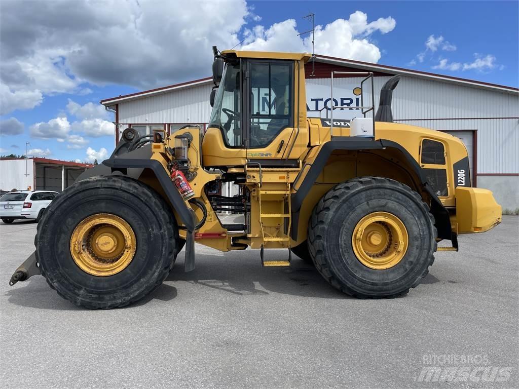 Volvo L220G Incarcator pe pneuri