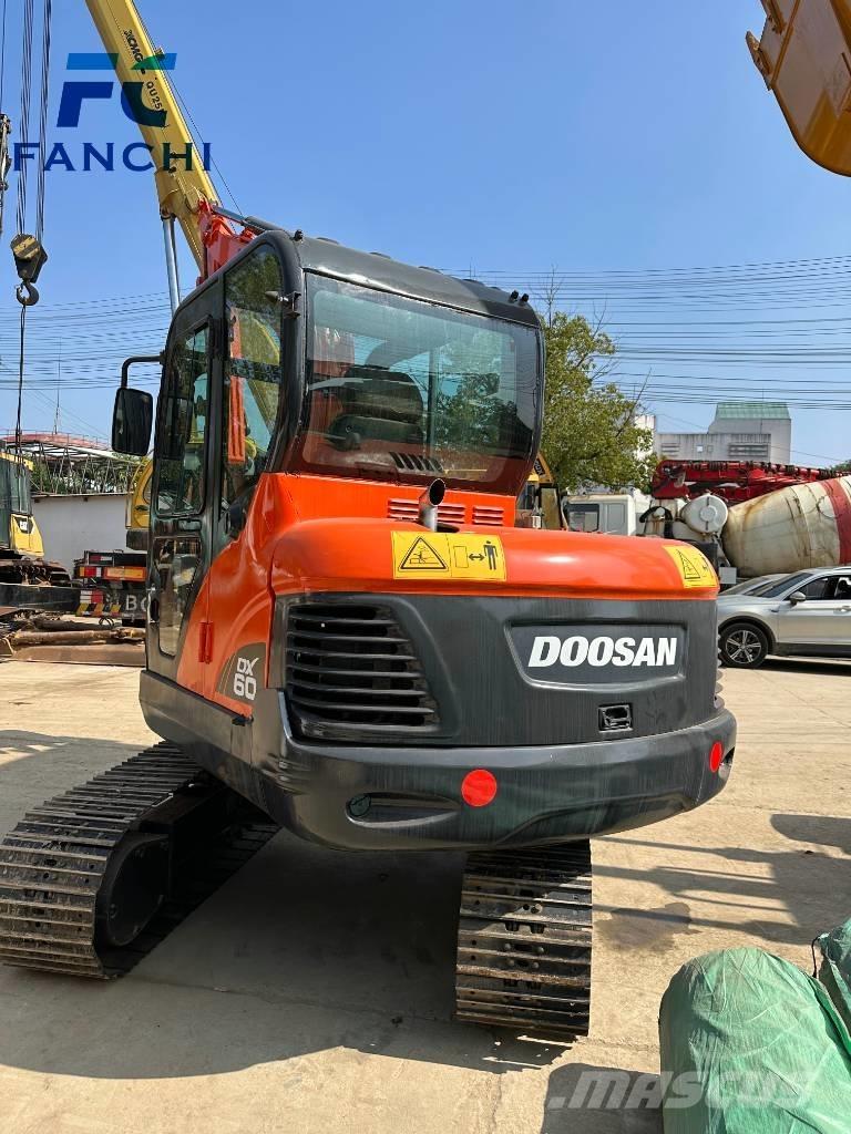 Doosan DX 60-9 C Excavatoare pe șenile
