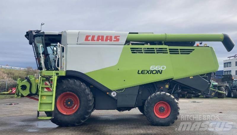 CLAAS LEXION 660 Combine de secerat