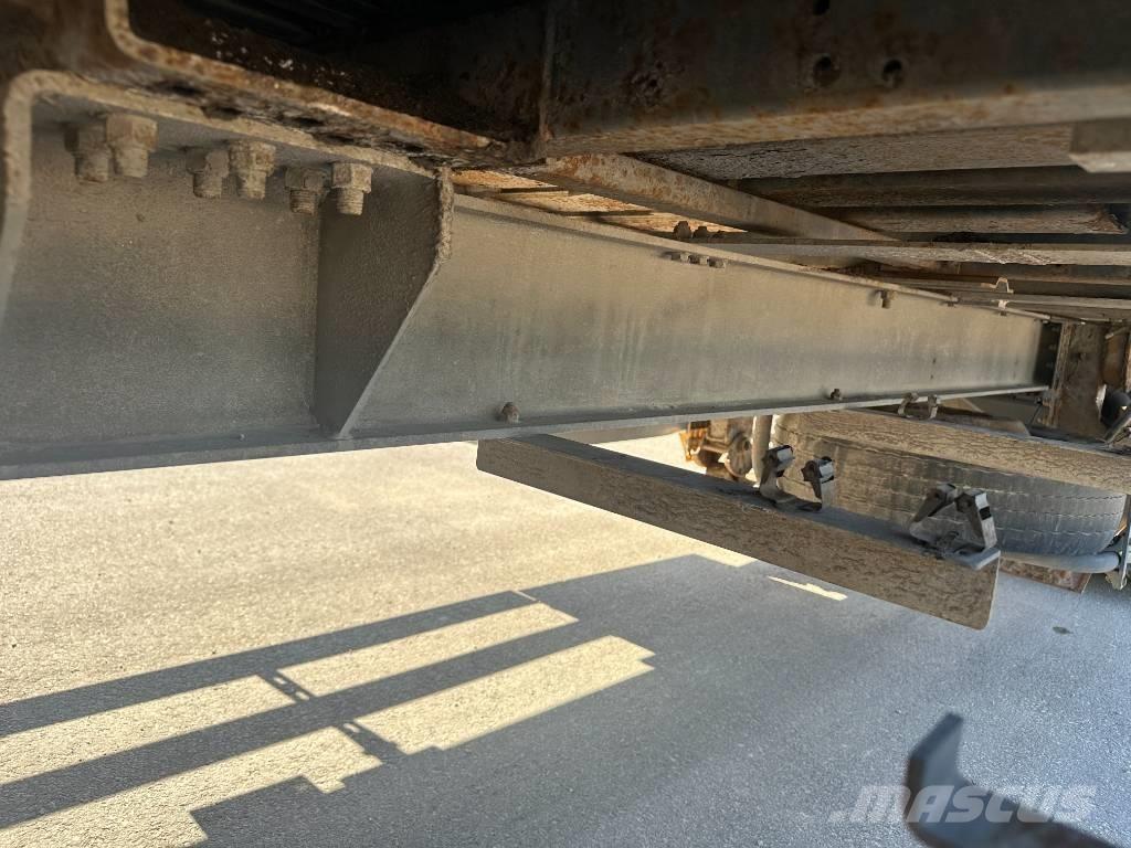 Kraker CF200 Walking Floor semi-remorci