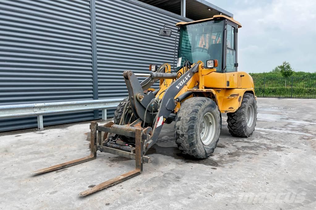Volvo L 30 ZX Incarcator pe pneuri