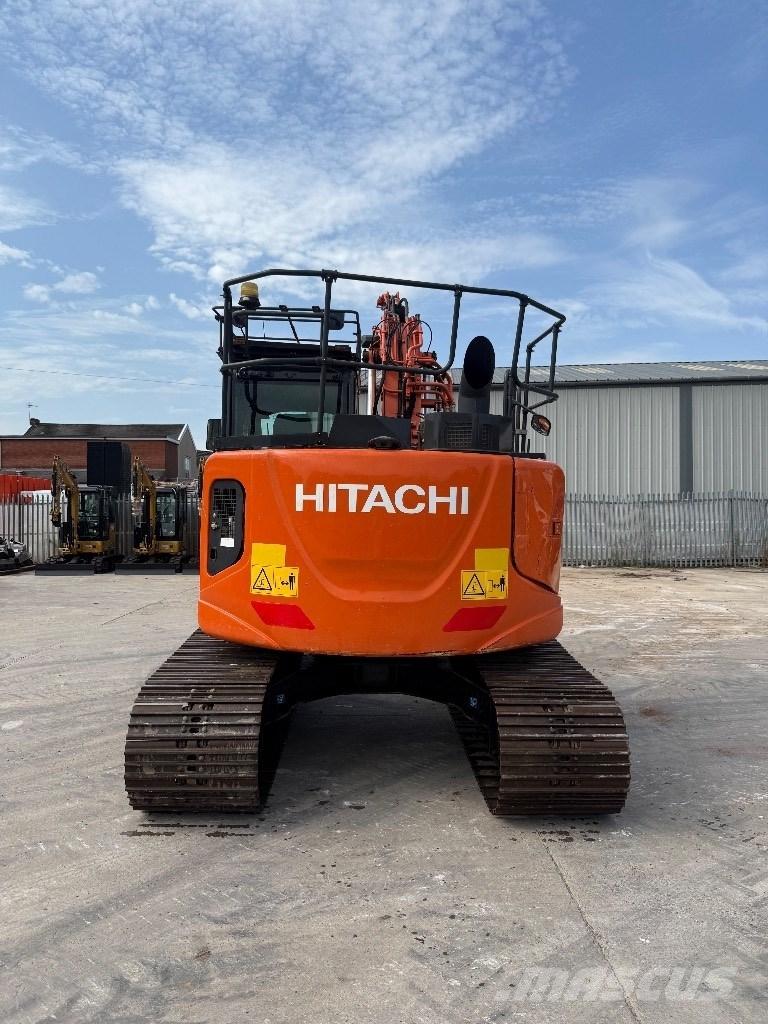 Hitachi ZX 135 US-6 Excavatoare pe șenile
