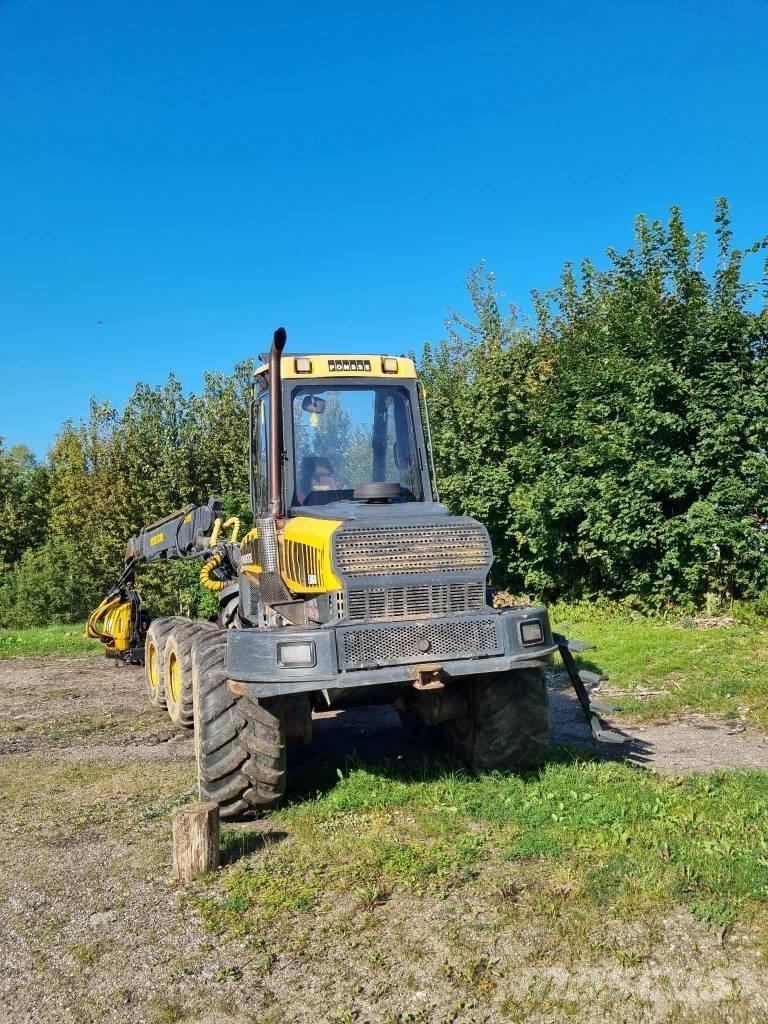 Ponsse Ergo 8W Combine forestiere