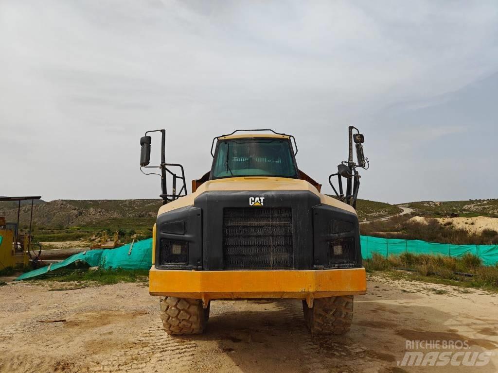 CAT 740B Transportoare articulate