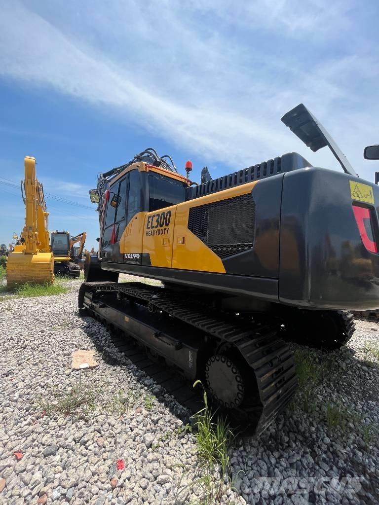 Volvo EC 300 Excavatoare pe șenile
