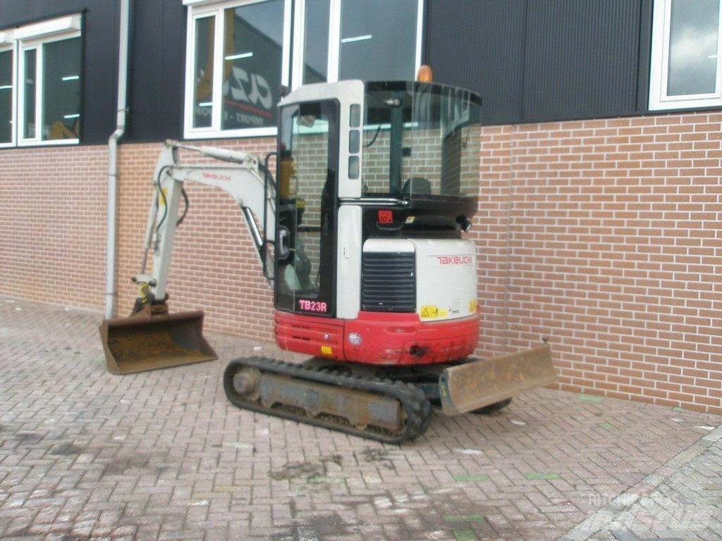 Takeuchi TB23R Mini excavatoare < 7t