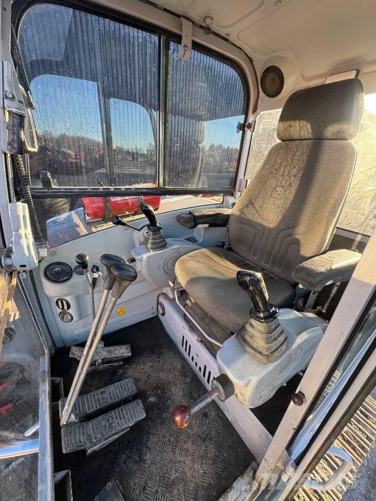 Wacker Neuson 75 Z3 Excavatoare 7t - 12t