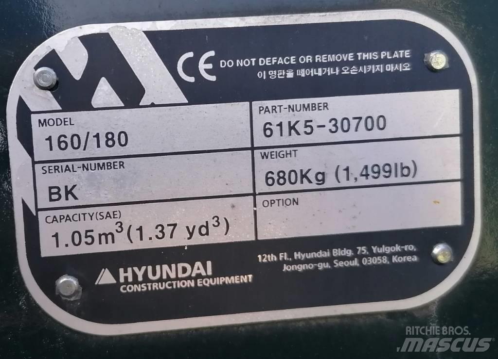 Hyundai 1.05m3_HX180 Pistoane