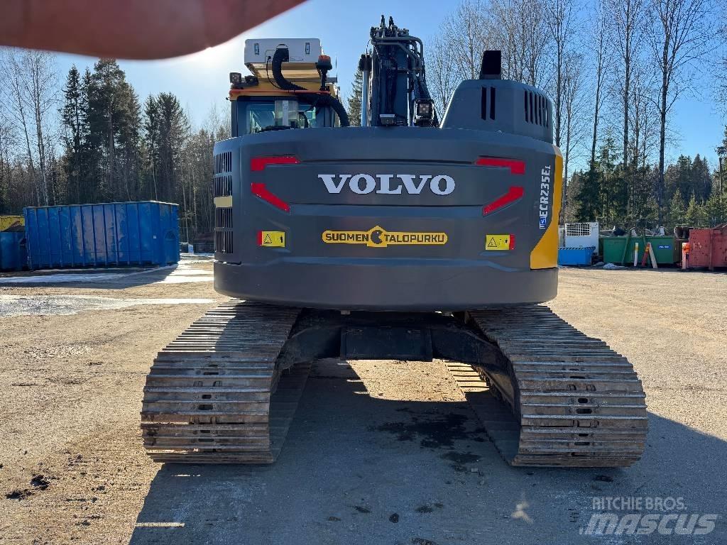 Volvo ECR235EL Excavatoare pe șenile
