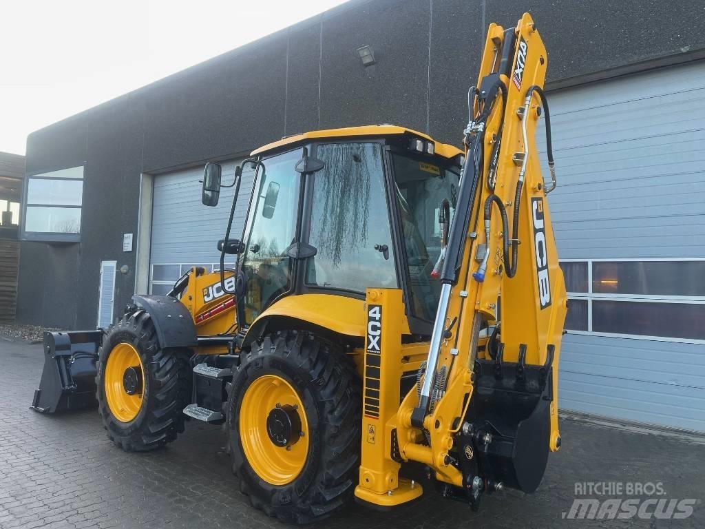 JCB 4CX Pro Buldoexcavatoare