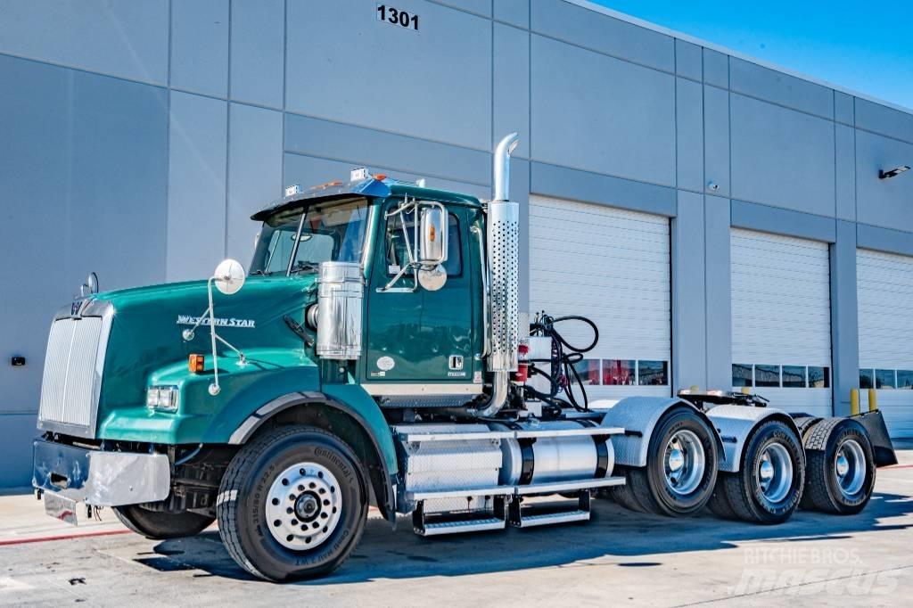 Western Star 4900 SB Autotractoare
