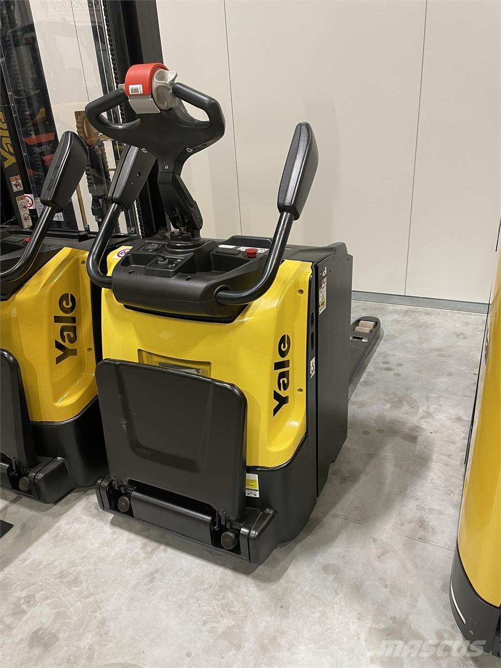 Hyster P2,5S Transpaleta cu platforma