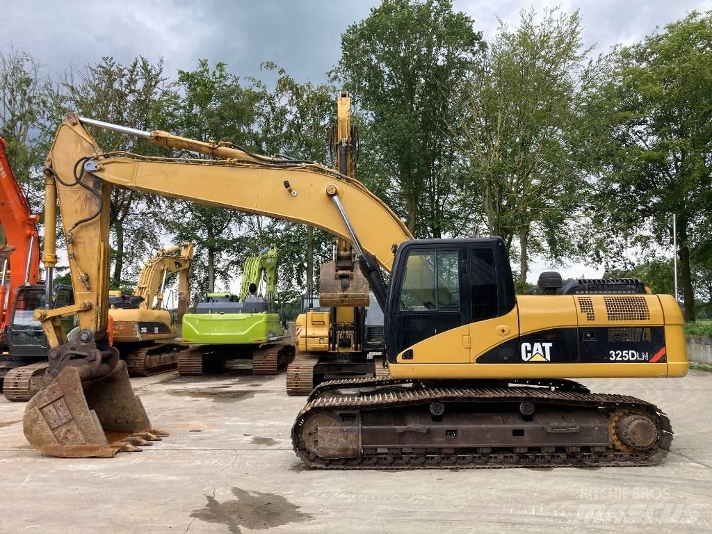 CAT 325 D Excavatoare pe șenile
