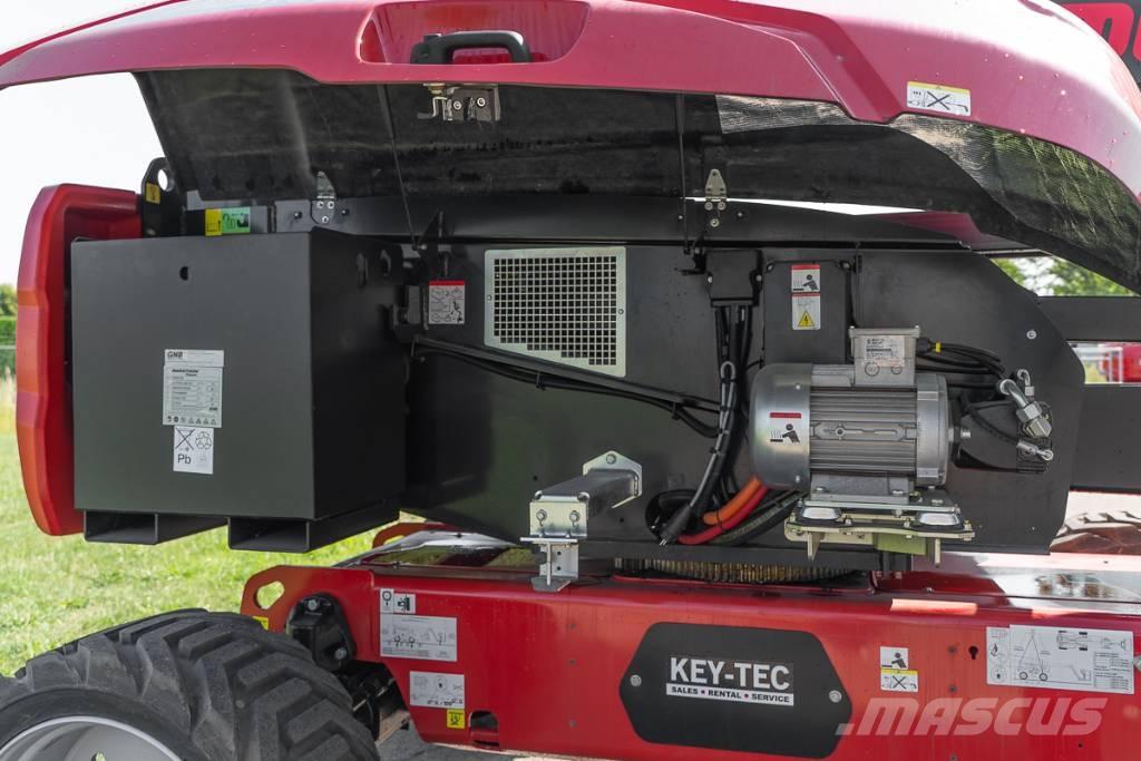 Manitou 200 ATJ e Nacele cu brat articulat